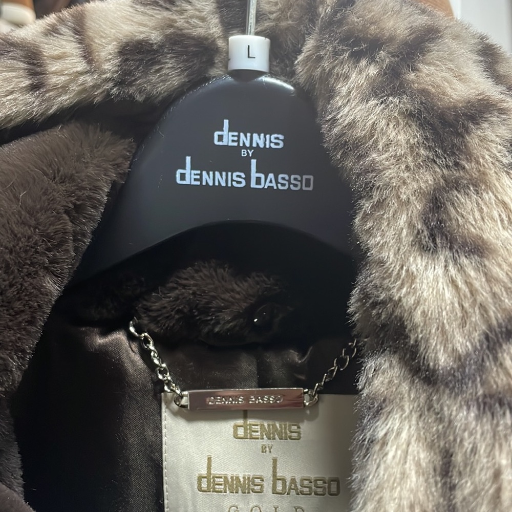 Dennis Basso chocolate brown faux fur coat - Picture 11 of 11